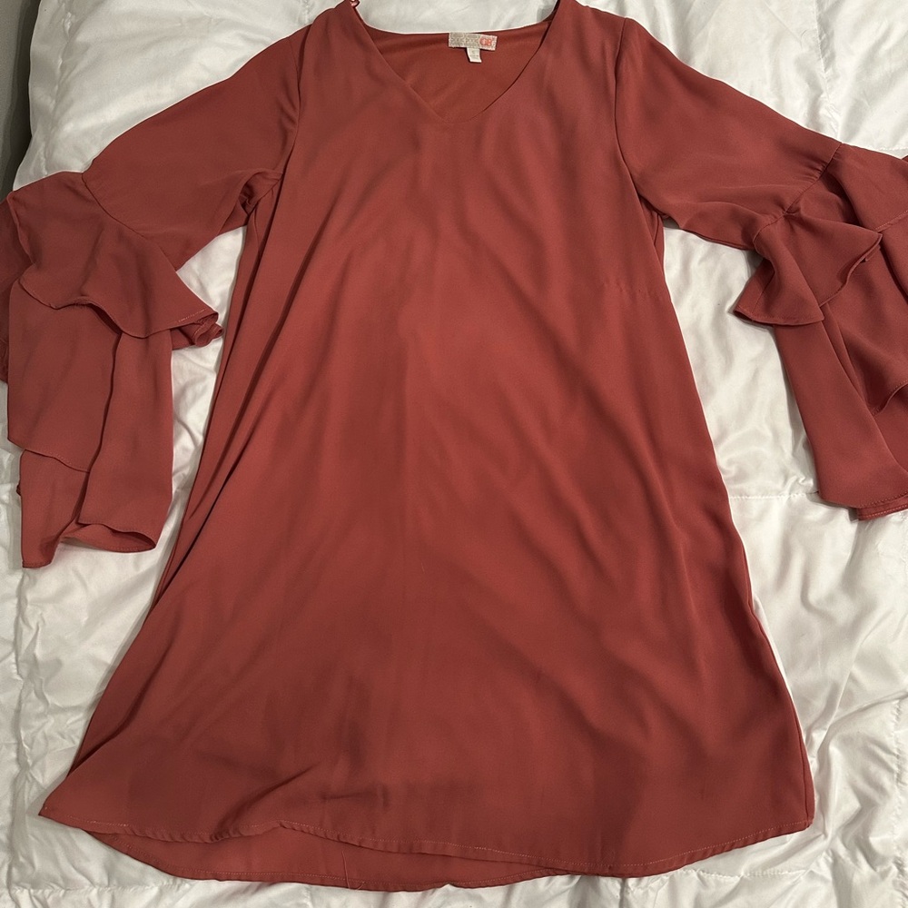 GB shift dress. Flared sleeves. Rust colored. Size small